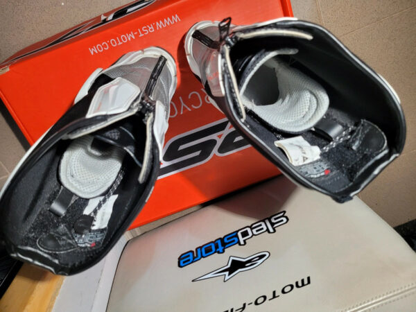 Buty DAINESE ST TORQUE OUT AIR 44 - obrazek 6
