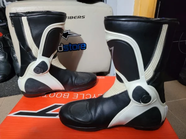 Buty motocyklowe Dainese Stivali Torque 40 - obrazek 2