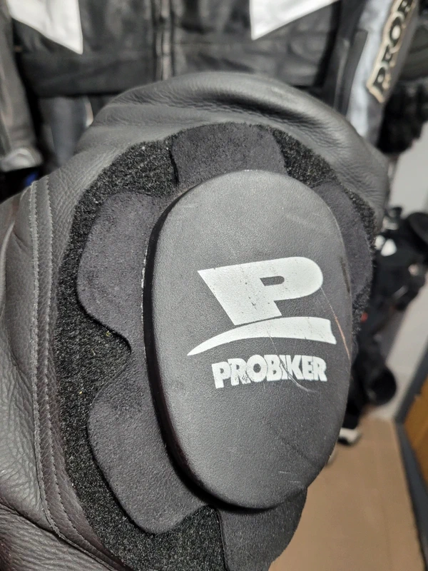 Kombinezon motocyklowy PROBIKER 2PC Carbon Garb 52 - obrazek 3