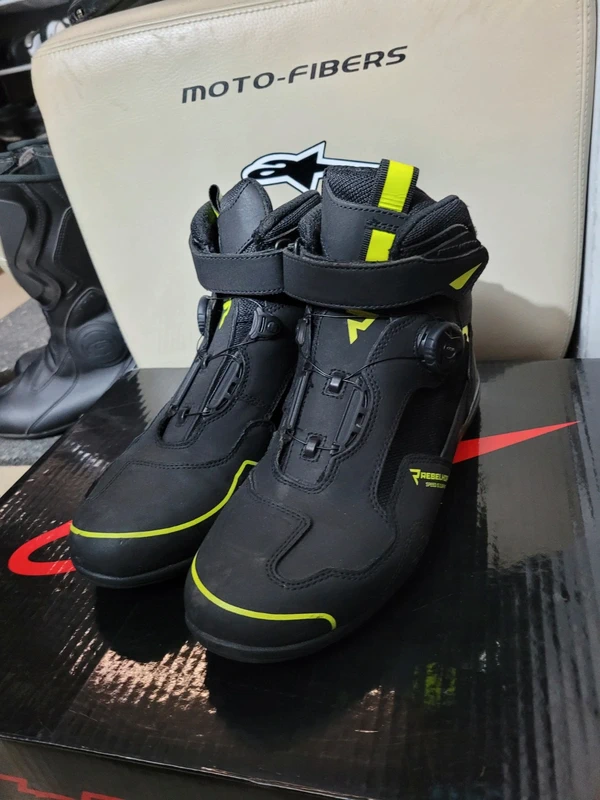 Buty motocyklowe Rebelhorn Spark II 42 Fluo